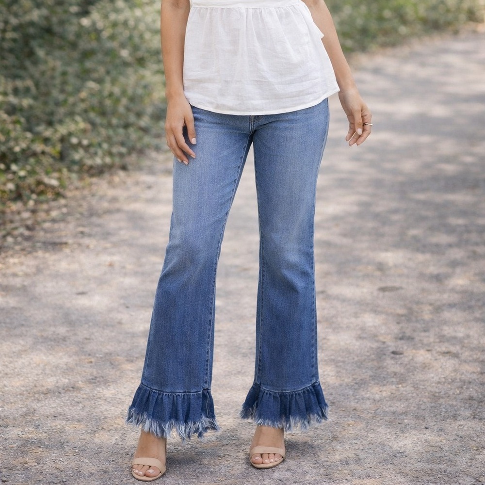 Cello Women's / Juniors High Rise Blue Ruffle‎ Frayed Hem Boho Crop Jean Size 11